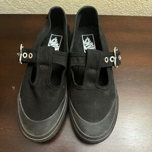 Vans Mary Jane’s